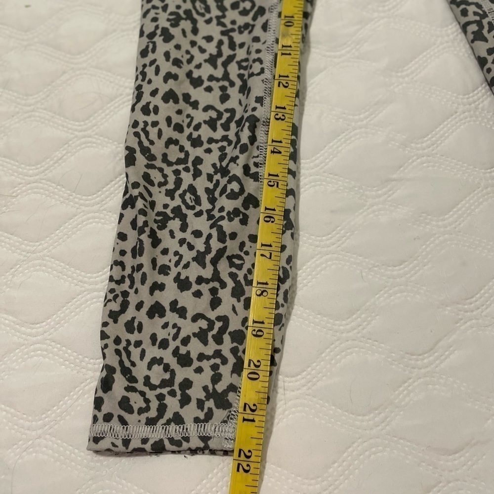 Evolution And Creation Gray Leopard Print Ankle L… - image 6